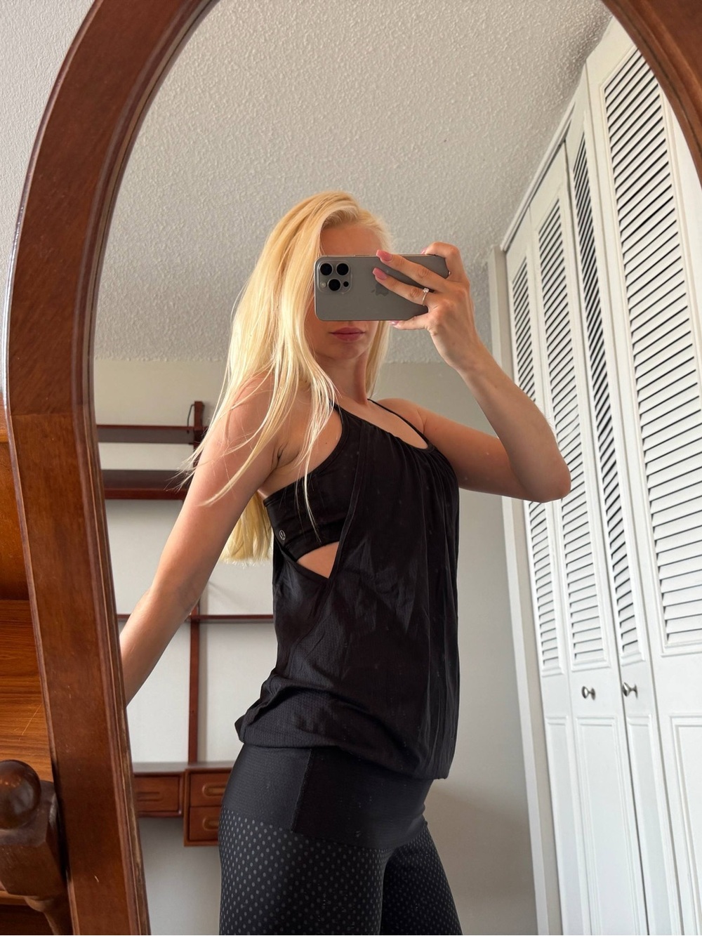 lululemon athletica Black sporty top